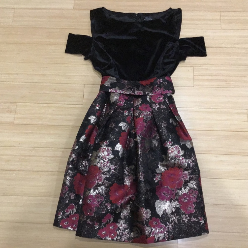 Tahari cold shoulder dress